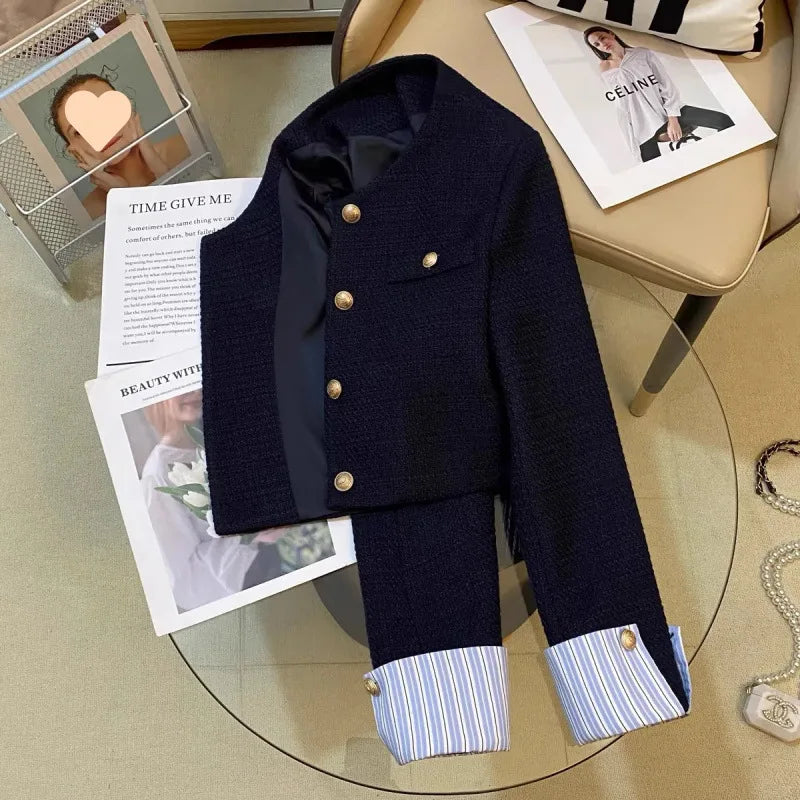 Claire | Veste Courte en Tweed à Boutons Dorés