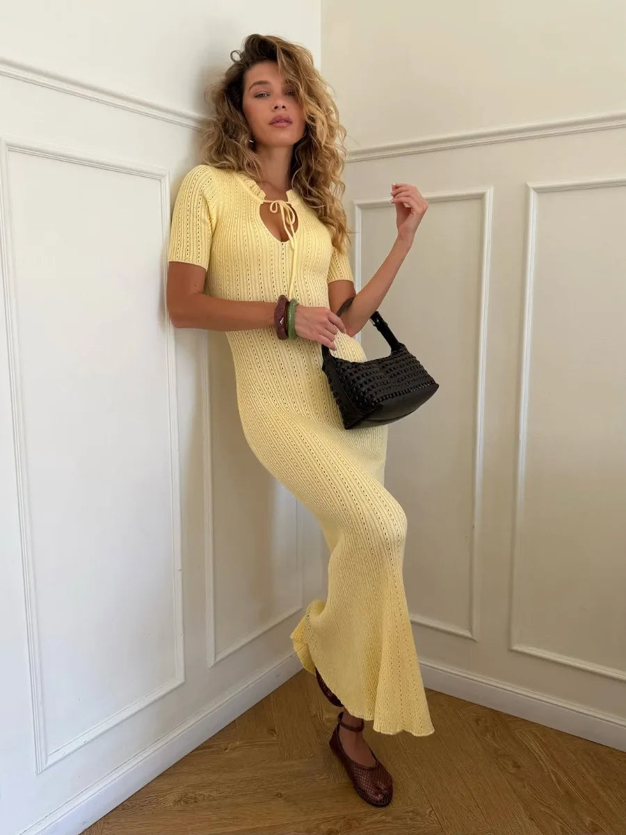 Lucie | Robe Longue en Maille à Lacets